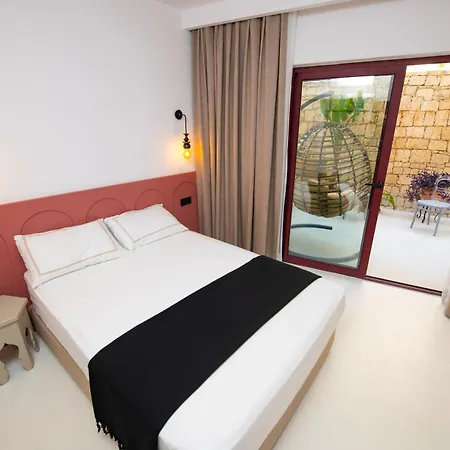 Begonvil Otel *